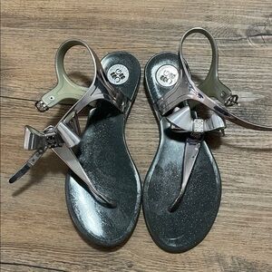 BCBGeneration Metallic Silver Bow Thong Sandals